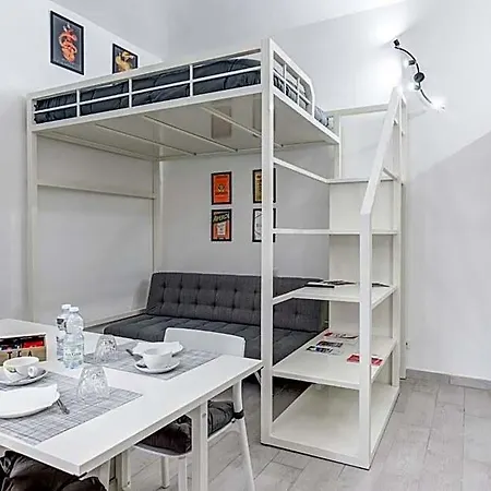 Hotel S.donato Grazioso Moderno Monolocale Vicino Metro 3*